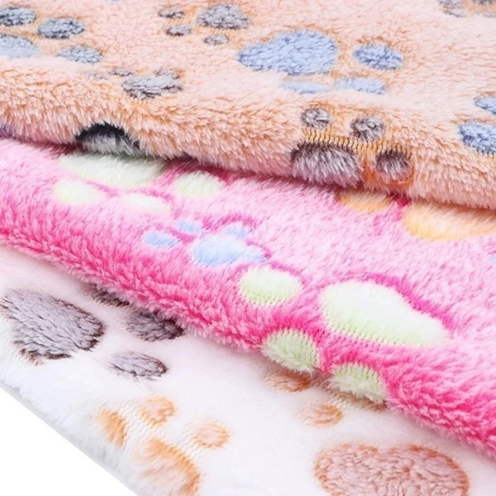 Soft, warm pet blanket with cute cartoon design